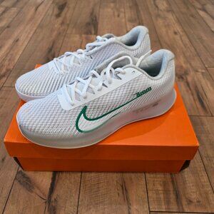 BRAND NEW NIKE ZOOM VAPOR 11 TENNIS SHOES MENS SIZE 10